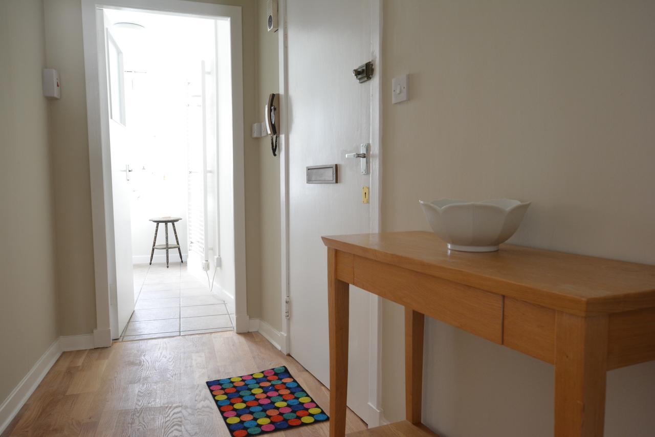 The West Bow, Old Town Apartment เอดินบะระ ภายนอก รูปภาพ