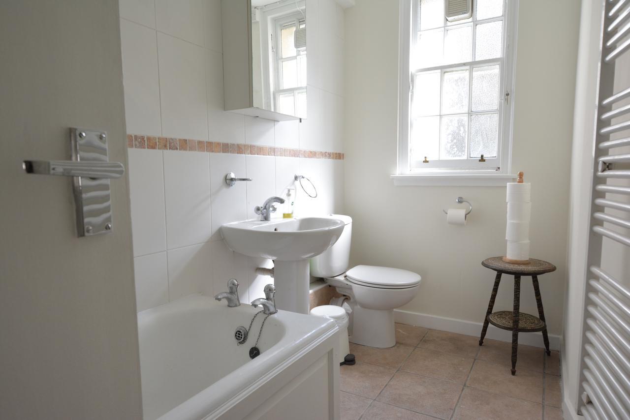 The West Bow, Old Town Apartment เอดินบะระ ภายนอก รูปภาพ