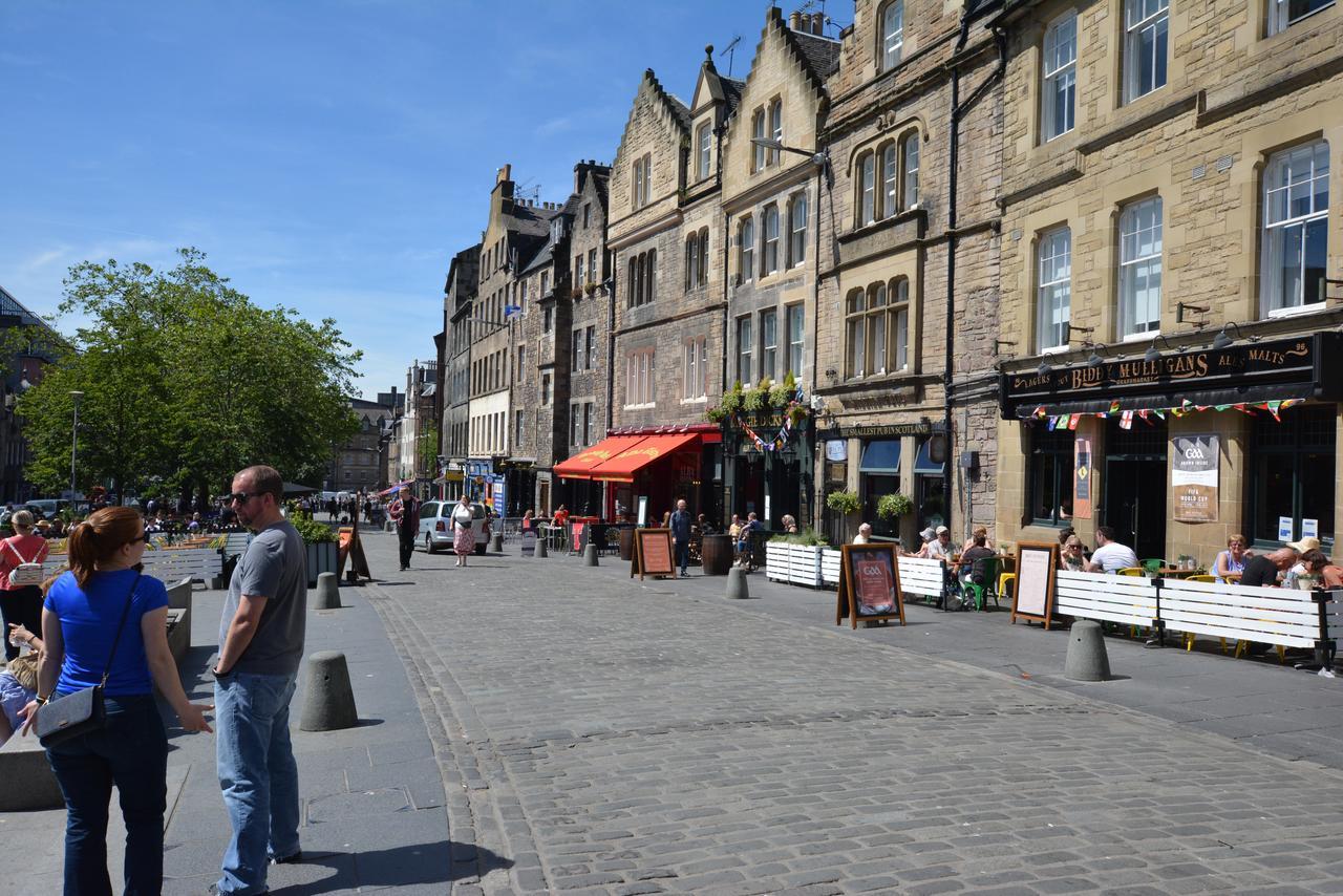 The West Bow, Old Town Apartment เอดินบะระ ภายนอก รูปภาพ