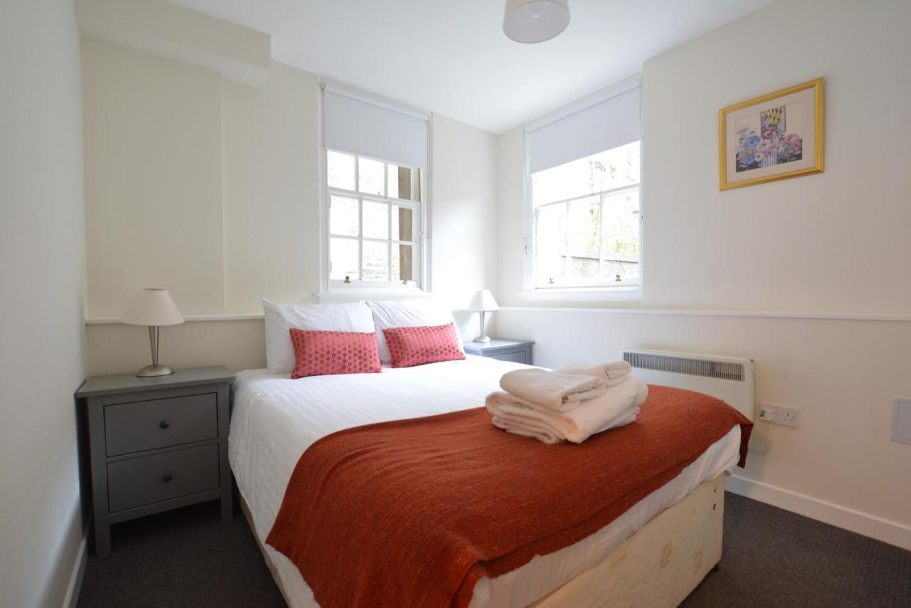 The West Bow, Old Town Apartment เอดินบะระ ภายนอก รูปภาพ